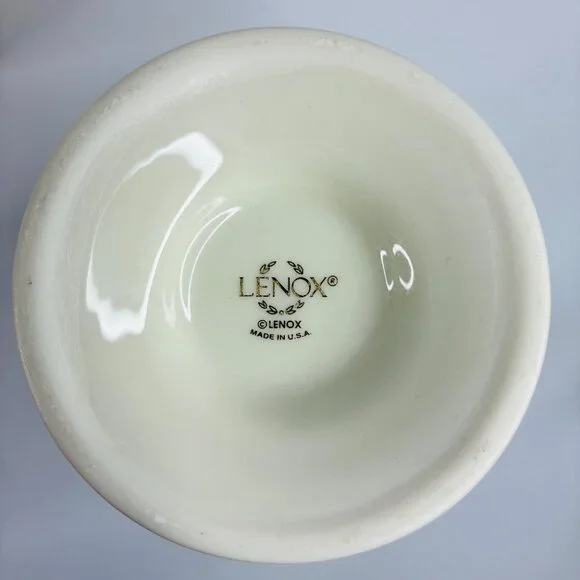 Lenox Fleur de Lis Collection Embossed Pierced Flower Vase Ivory Gold USA 7.5" - Picture 5 of 16